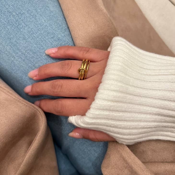 Evelyn Stack Ring