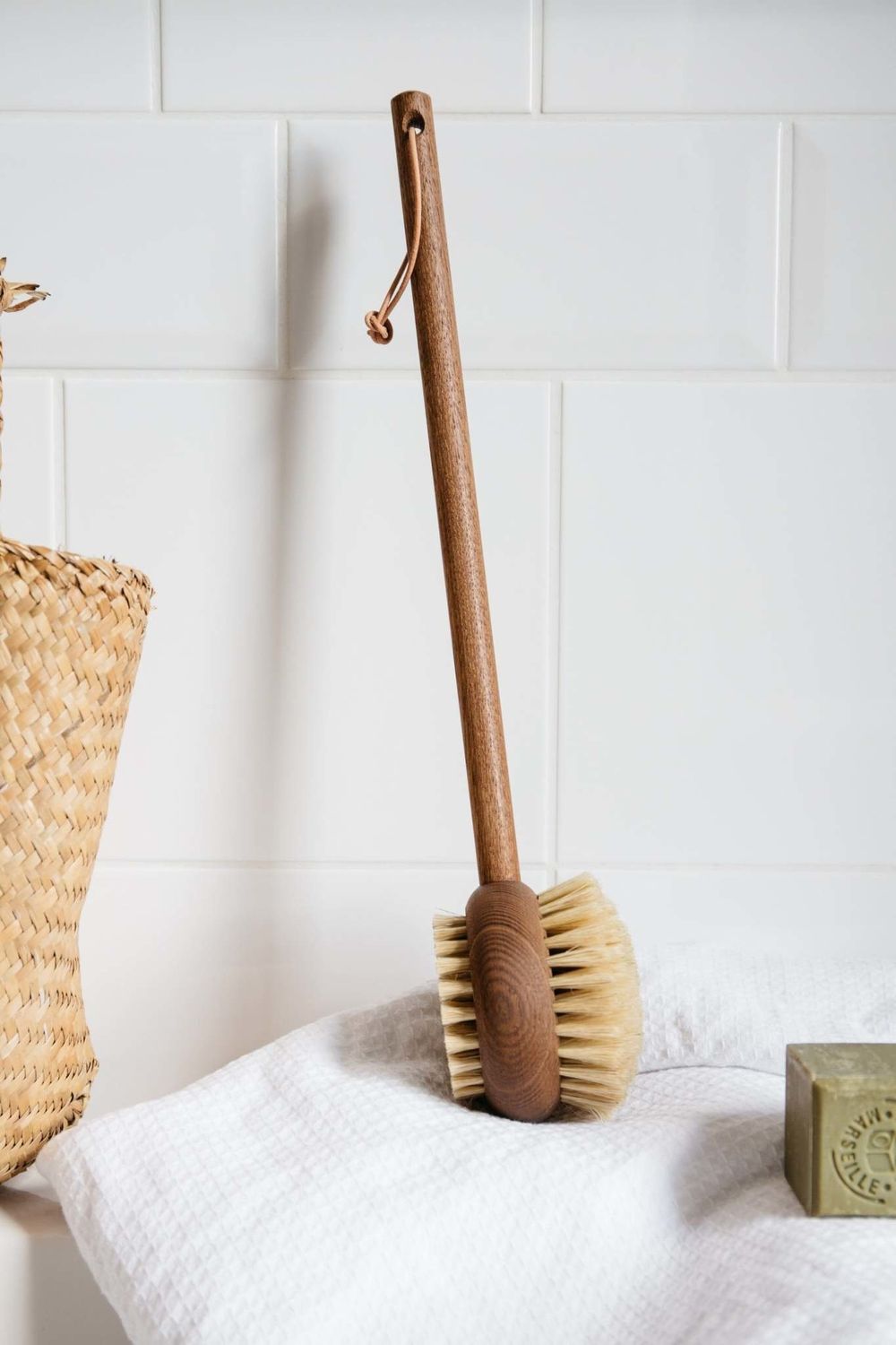 Andrée Jardin Handled Bath &amp; Body Brush Ash Wood