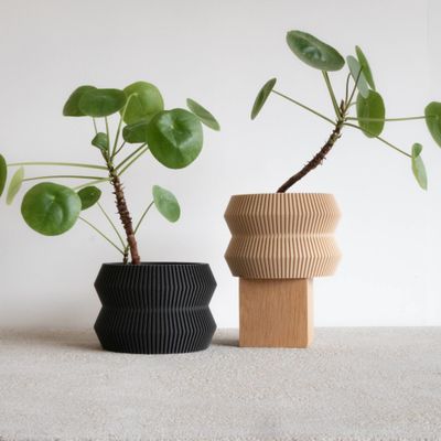 Minimum Design ITO Planter Black XL