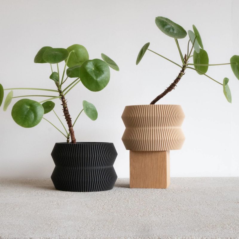 Minimum Design ITO Planter Black XL