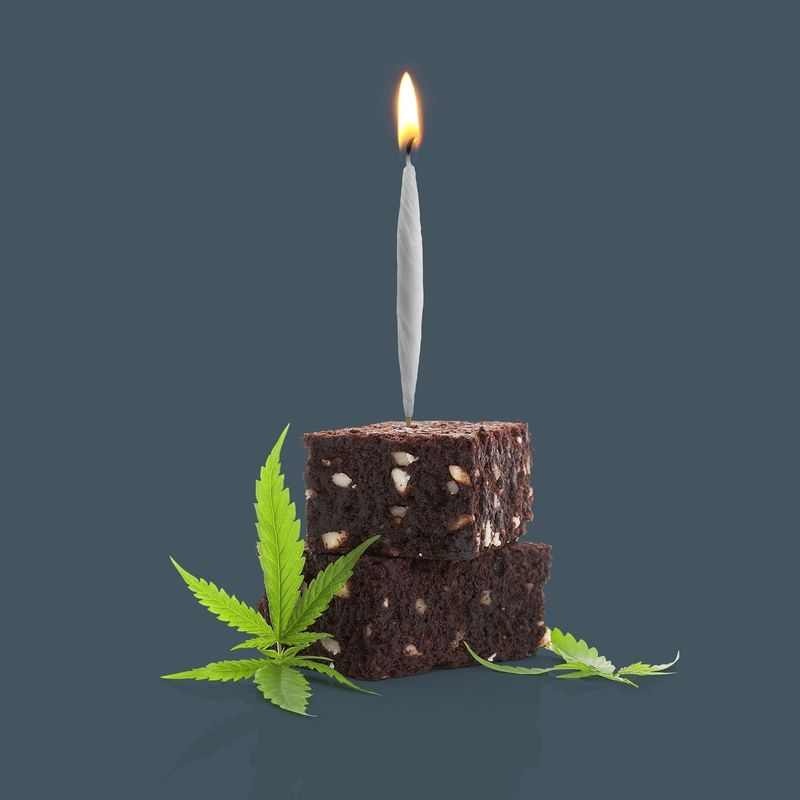 Fred Lit! Birthday Candles