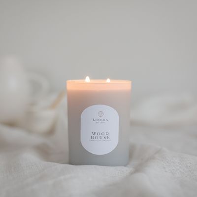 Classic Candle Wood House