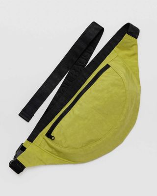 Baggu Crescent Fanny Pack Lemongrass
