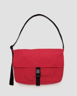 Baggu Nylon Messenger Bag Candy Apple