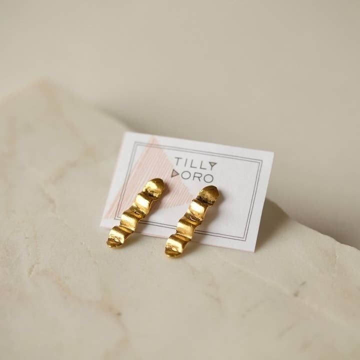Wave Studs