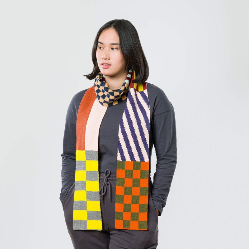 Verloop Pattern Patch Skinny Scarf Multi Desert