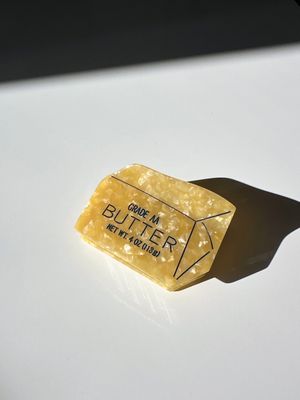 Butter Hair Claw