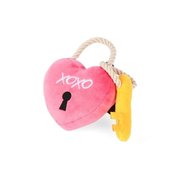 PLAY Love You A Lock