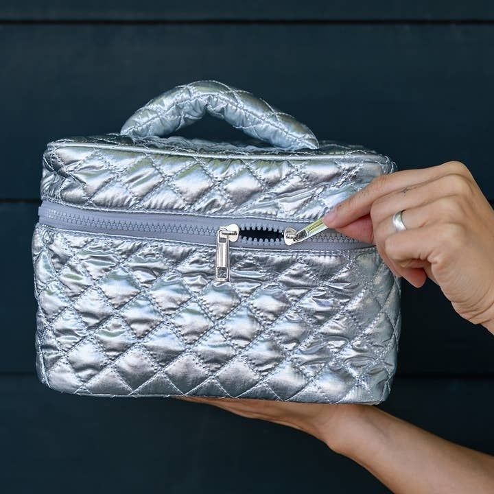 Living Royal Cosmetic Case Metallic Silver