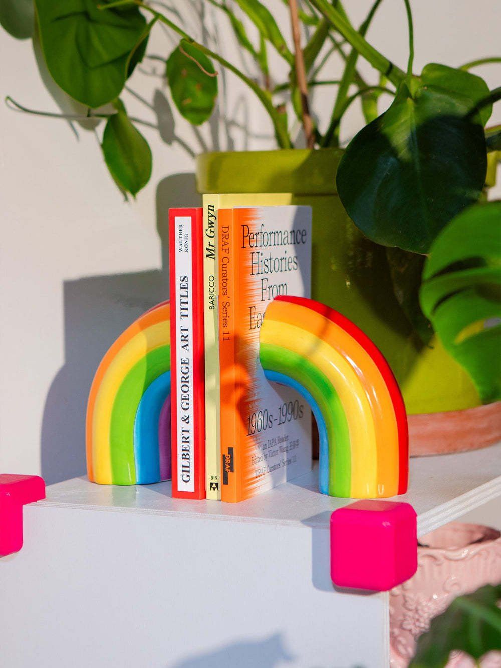 DOIY Rainbow Bookends