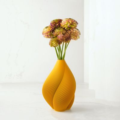 Recozy Venus 2 Vase Golden Orange