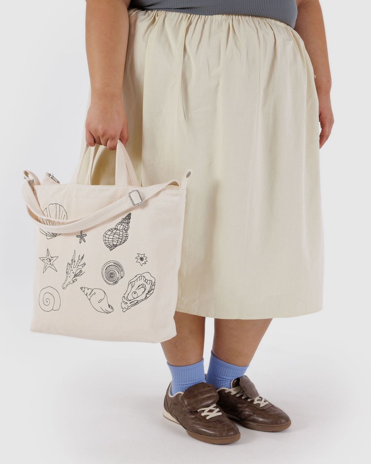 Baggu Horizontal Zip Duck Bag Embroidered Shells