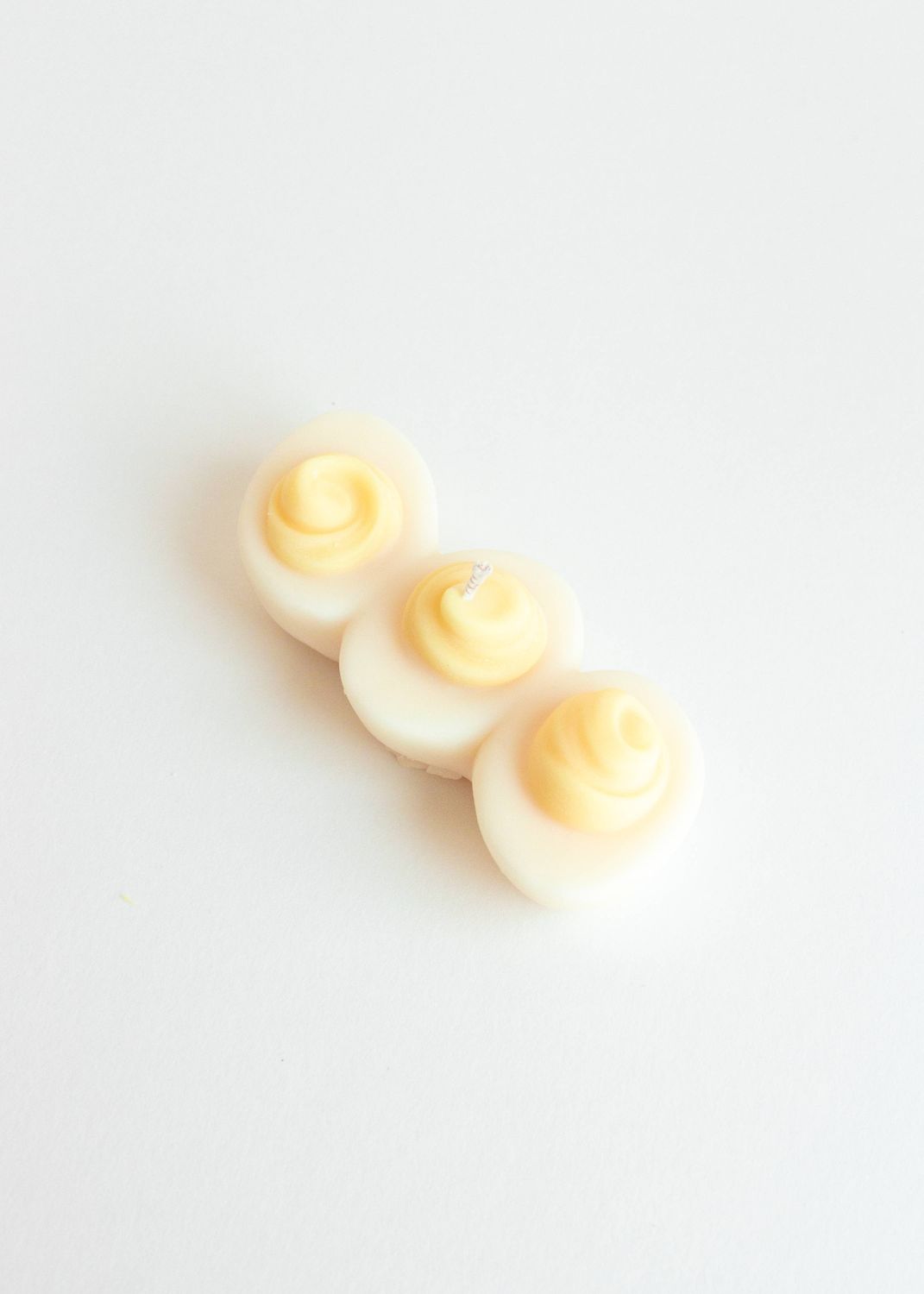 Nata Concept Store Devilled Eggs Candle