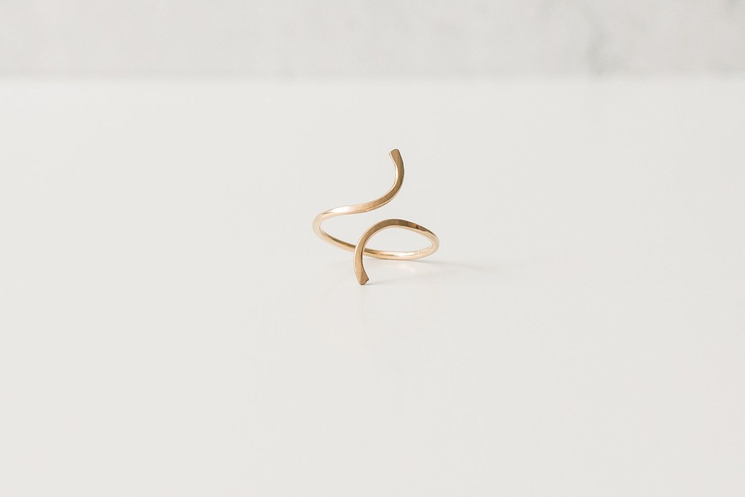 Aerlume Wave Ring, Size: 5-6