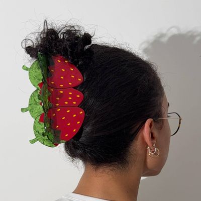 Xl Red Strawberry Hair Claw