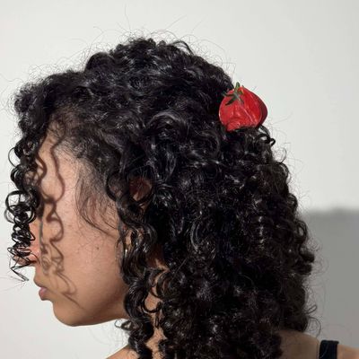 Midi Red Apple Hair Claw
