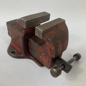 Vintage Small Vise