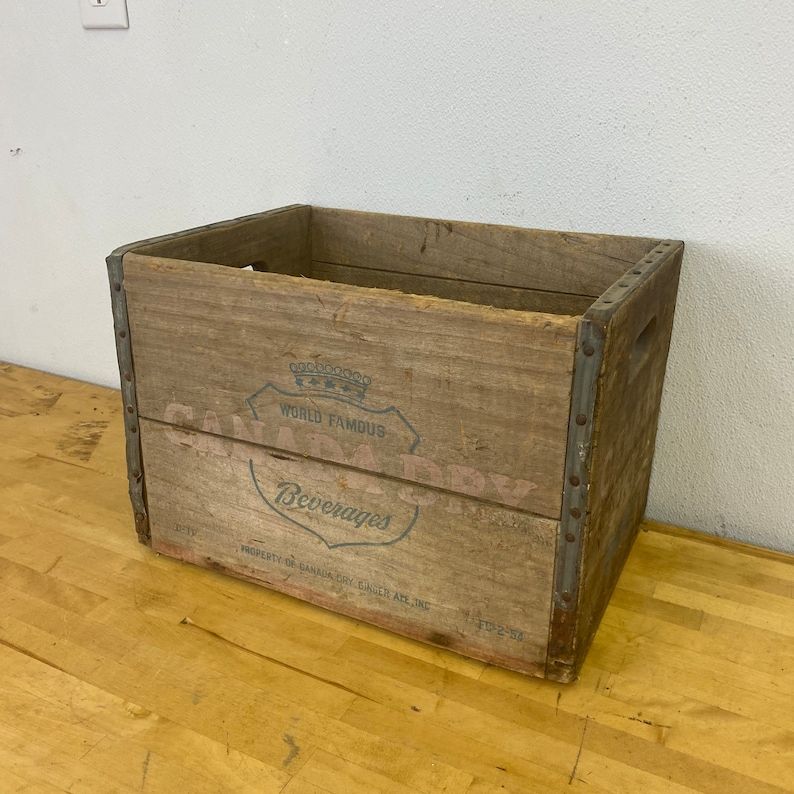 Vintage Canada Dry Metal Edge Crate