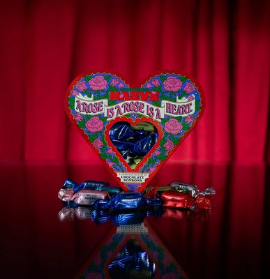 A Rose is A Heart Bonbon Box - 2oz