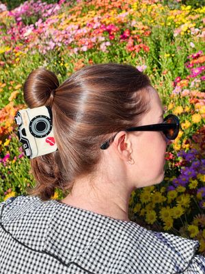 NY Vintage Camera Hair Claw