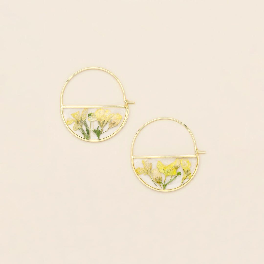 Pressed Flower Hoop Yellow Baby's Breath/Gold