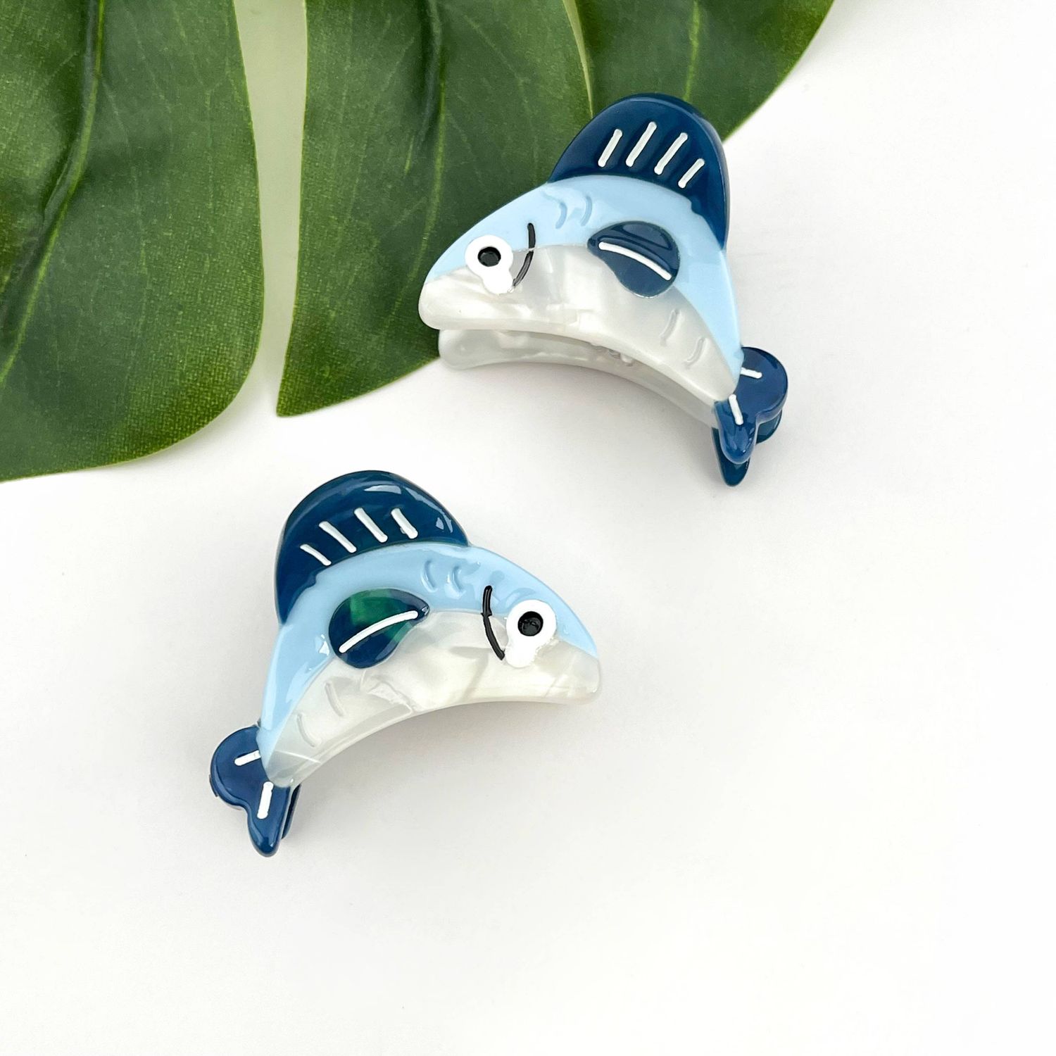 Sardine Shaped Hair Claw