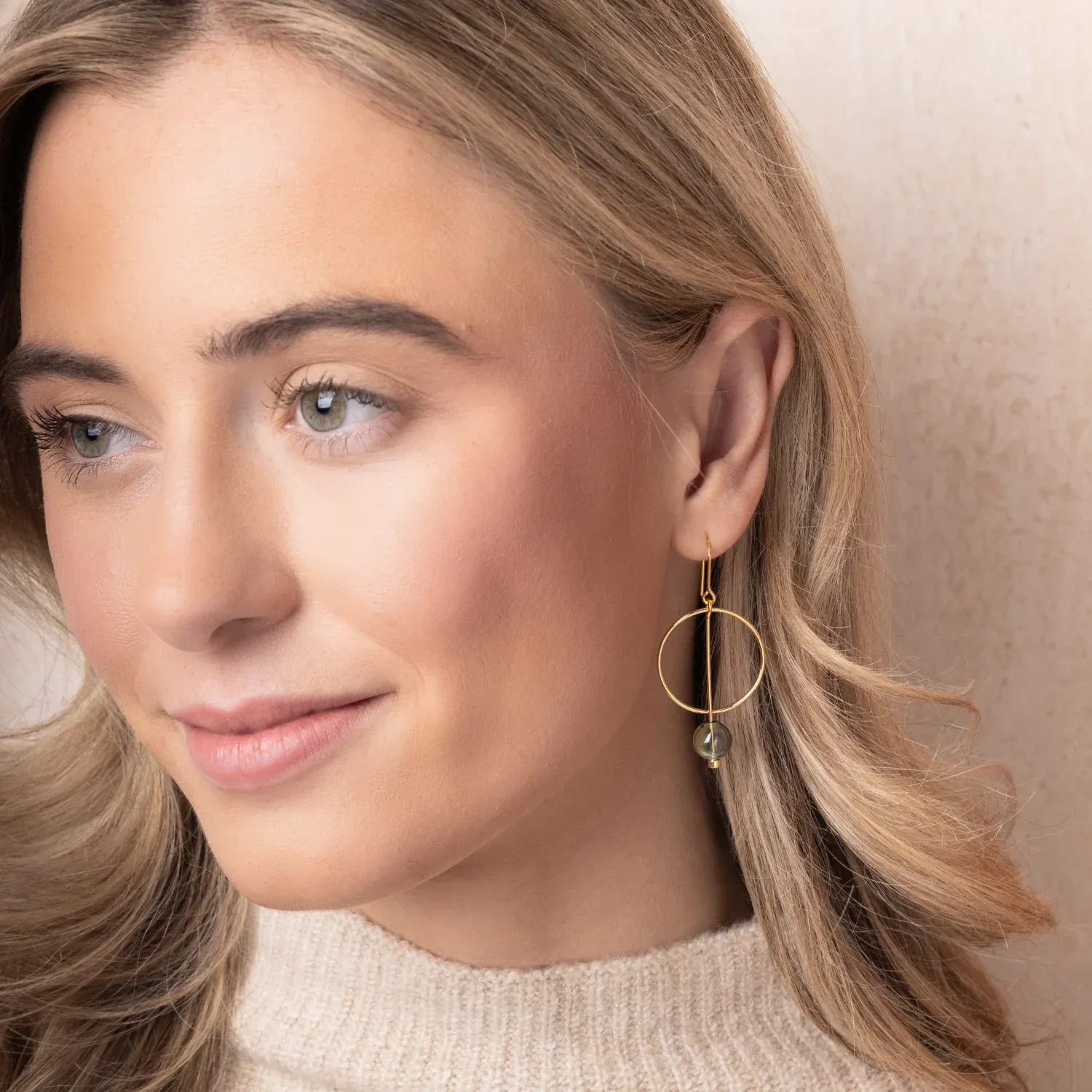 Refined Glass Drop Earrings Smoke Gold