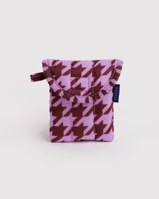 Baggu Puffy Earbuds Case Pink Houndstooth