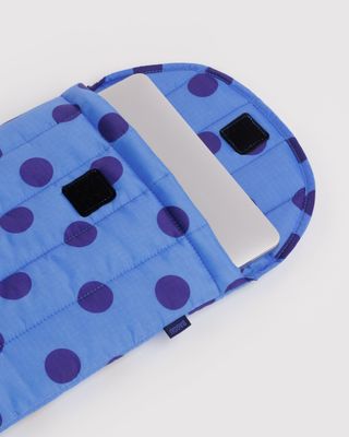 Baggu Puffy Laptop Sleeve Blue Polka Dot 13"14"