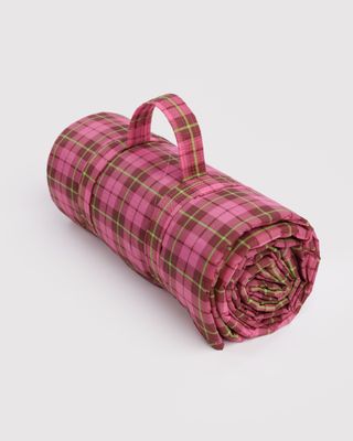 Baggu Puffy Picnic Blanket Azalea Pink Tartan