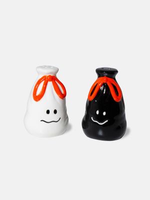 Trashy Salt &amp; Pepper Shakers