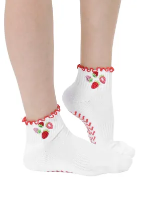 Bottom Grip Ankle Socks w/ Ruffles Strawberry