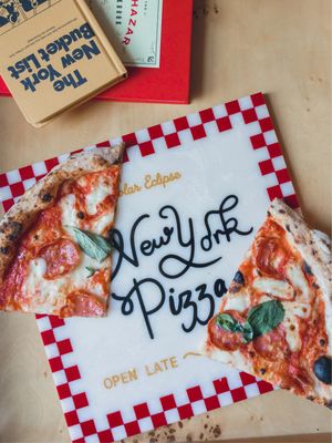 New York Pizza Box Cheeseboard