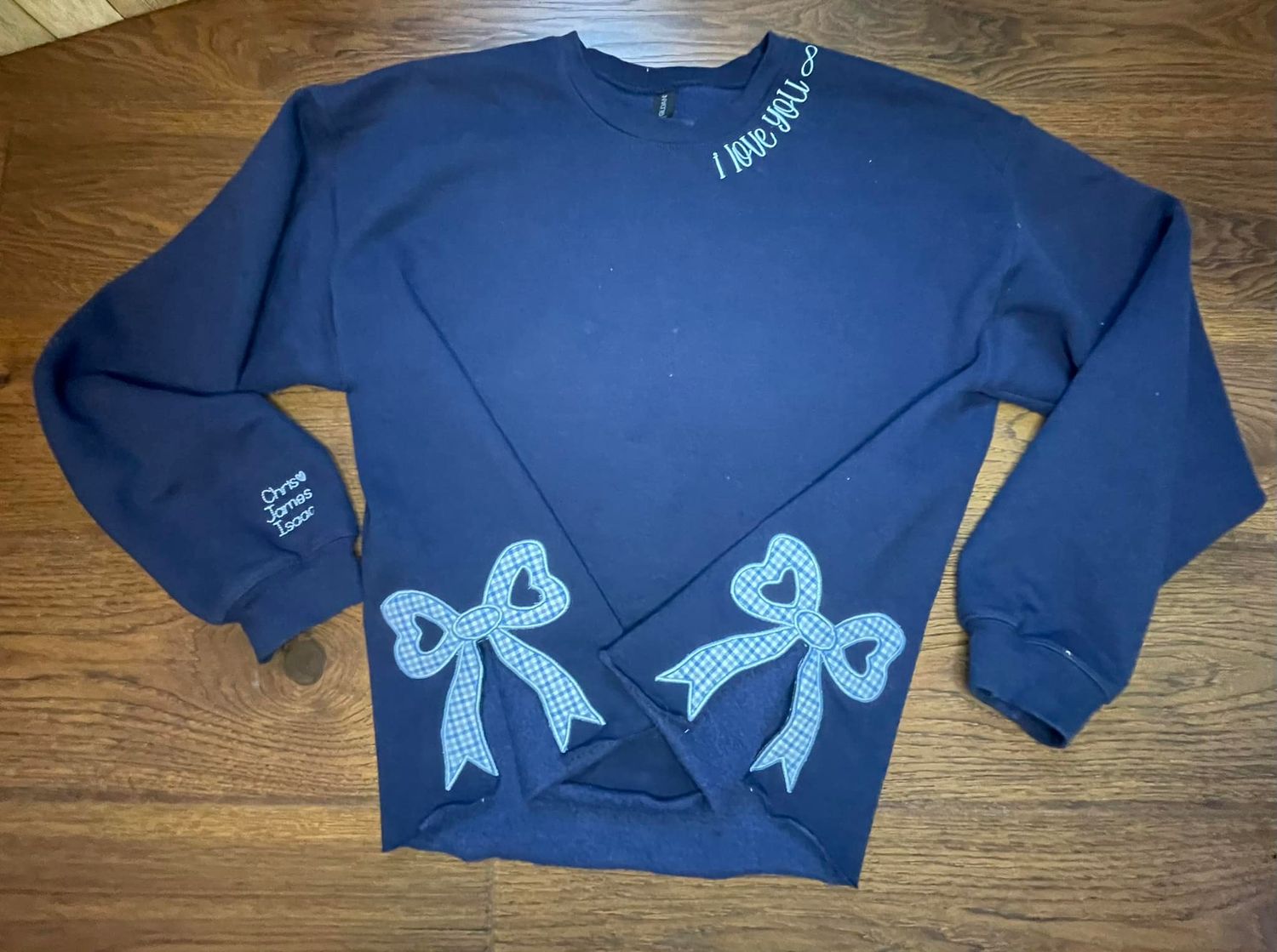 Bows Side Split Sweatshirt