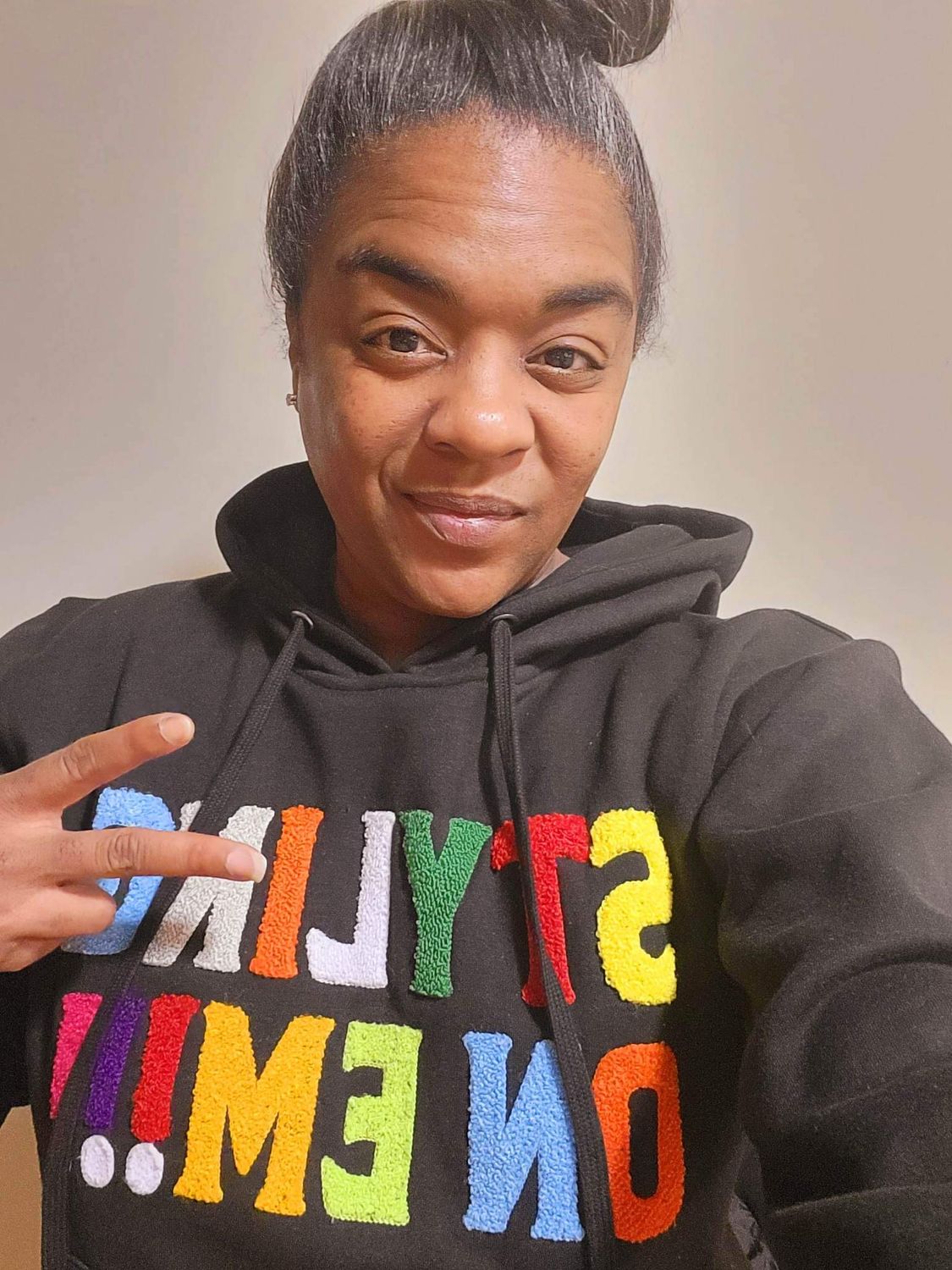 PULL OVER HOODY