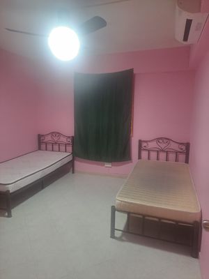 Common Room Near Jurong East MRT