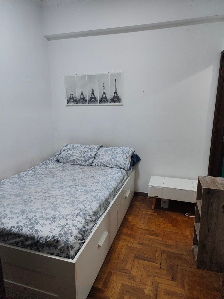 Kovan MRT Common Room