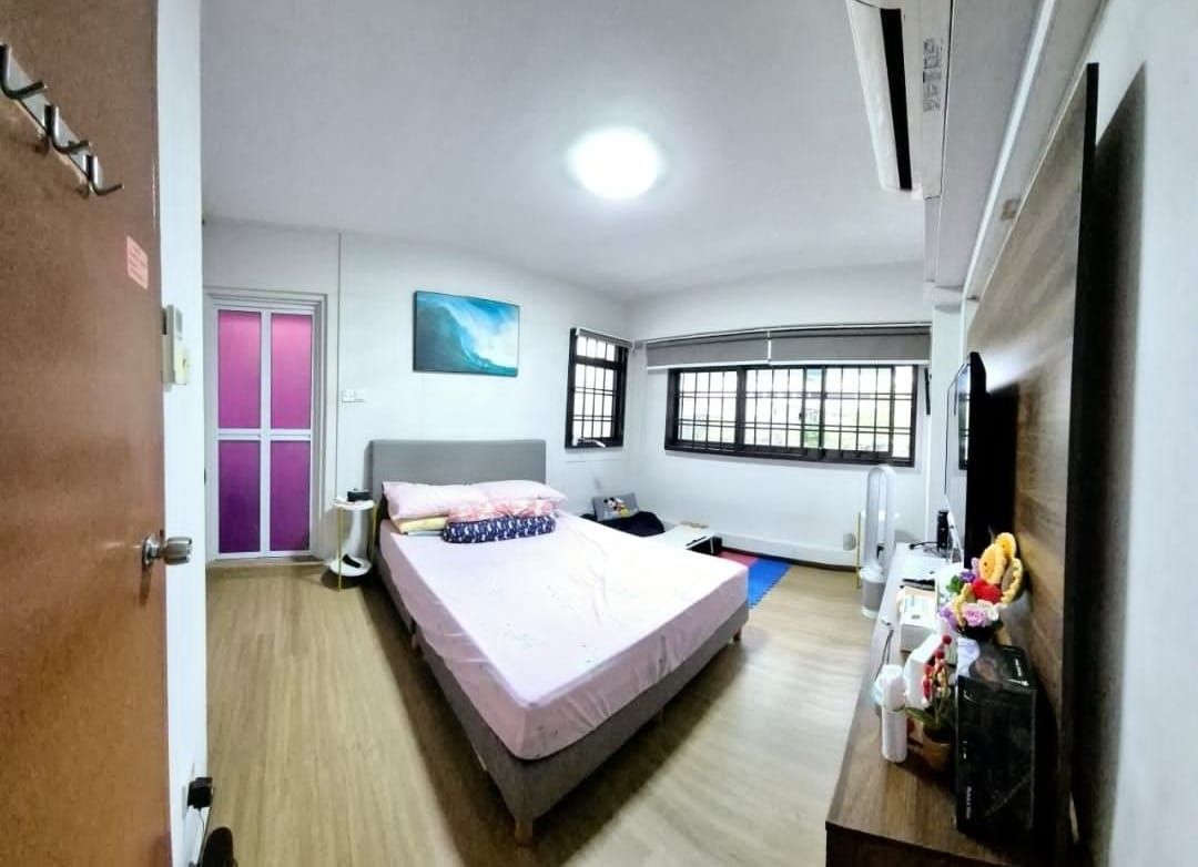 Sembawang MRT Master Room