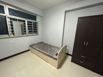 Khatib MRT Common Room