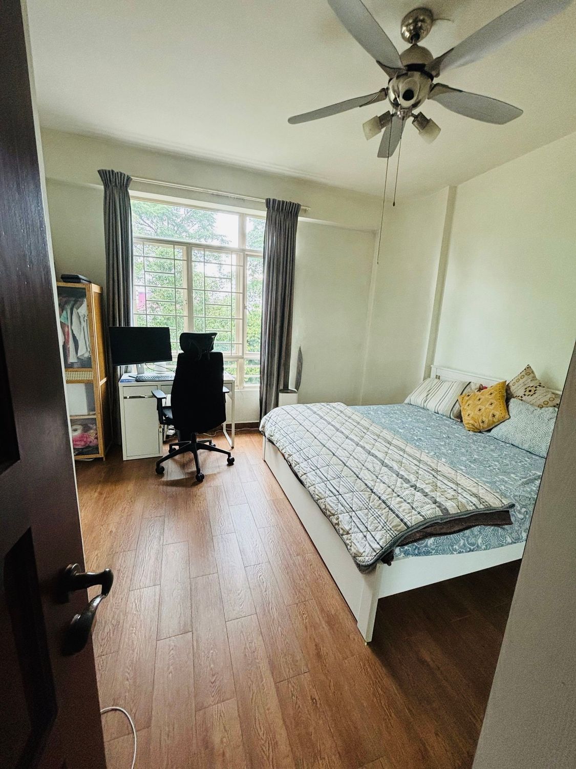 Choa Chu Kang MRT Master Room