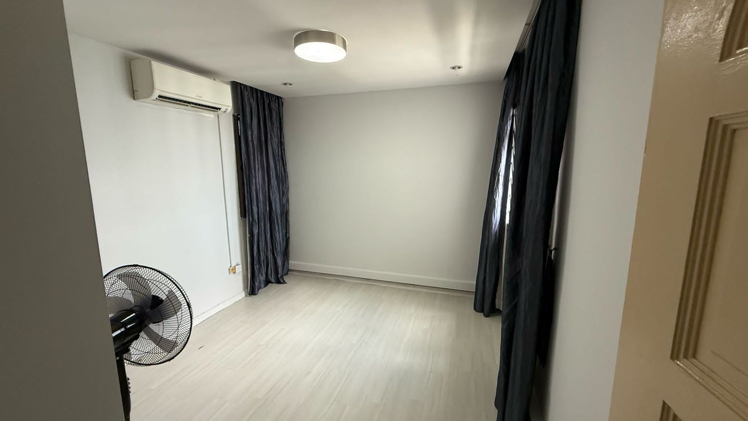 Pioneer MRT Master Room