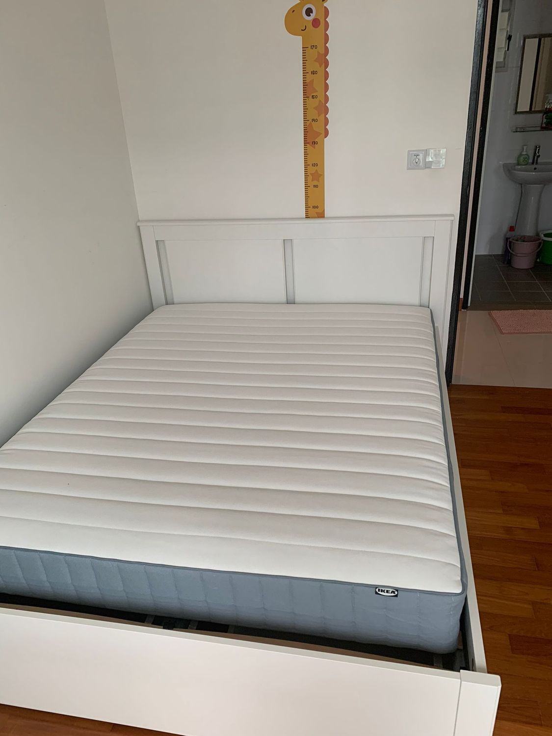 (Room Sharing) Bedok MRT Common Room