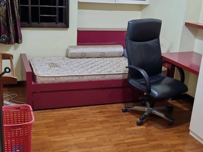 Serangoon MRT Common Room