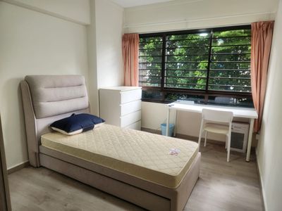 Yew Tee MRT Common Room