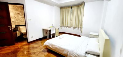 Dover MRT Master Room