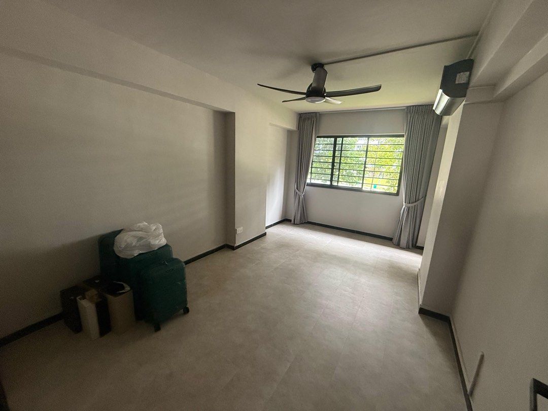 Choa Chu Kang MRT Common Room