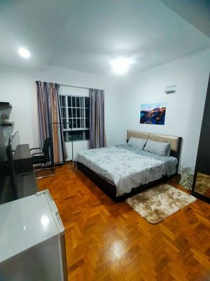 Tampines MRT Master Room