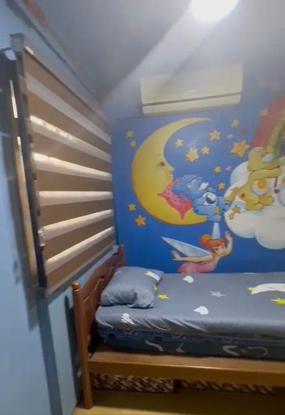 Woodlands MRT Master Room