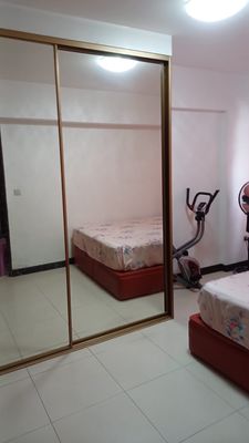 Hougang MRT Master Room