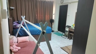 Boon Lay MRT Master Room